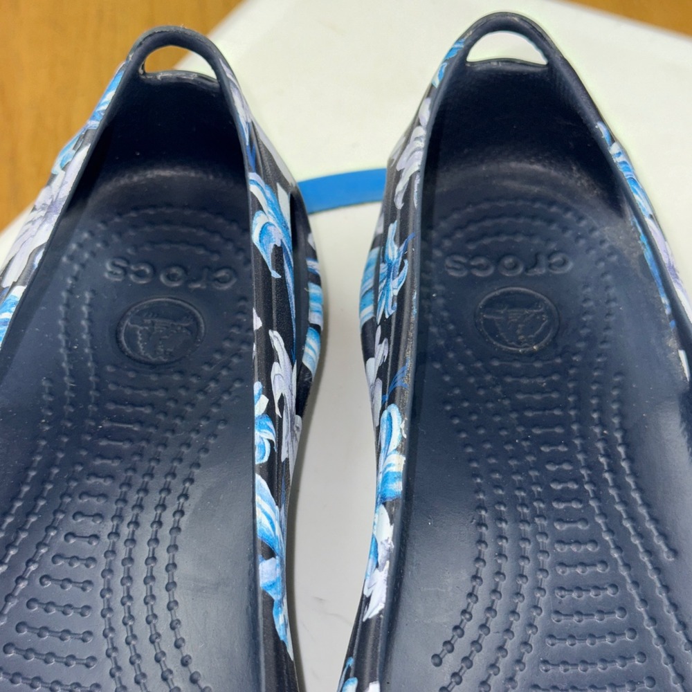 Crocs Kadee Floral Flats Navy Blue White Lily Print Slip On Shoes Womens 7 - Picture 12 of 15